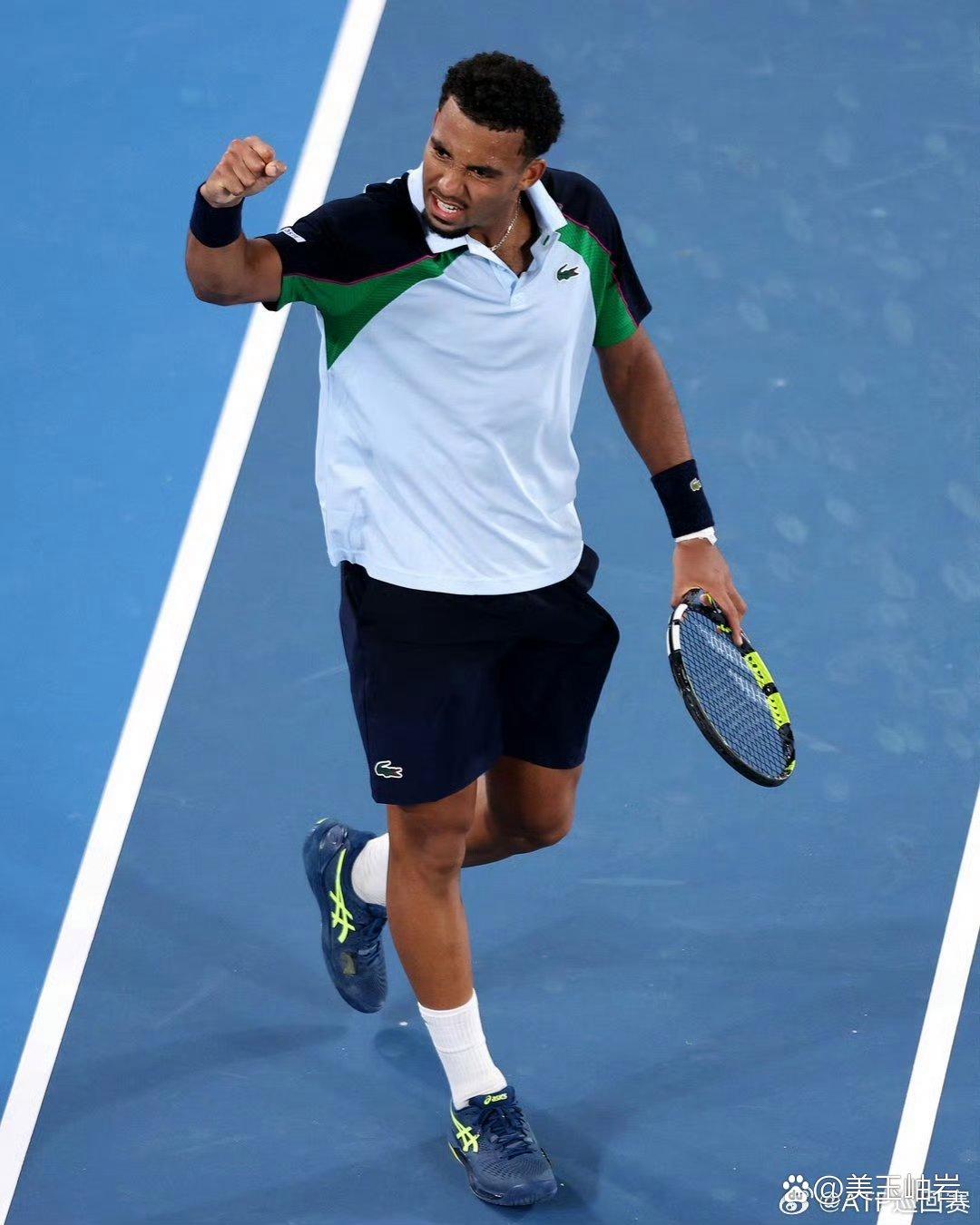 包含穆古鲁扎连续十二场比赛得分超过晋级下一阶段，德国队不断突破！比赛高潮迭起的词条