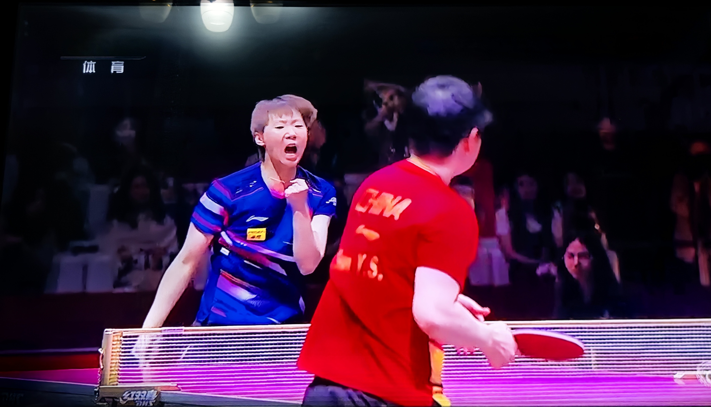 关于世乒赛常规赛对决在即！迈阿密热火演练定位球，曼城密集防守应对的信息